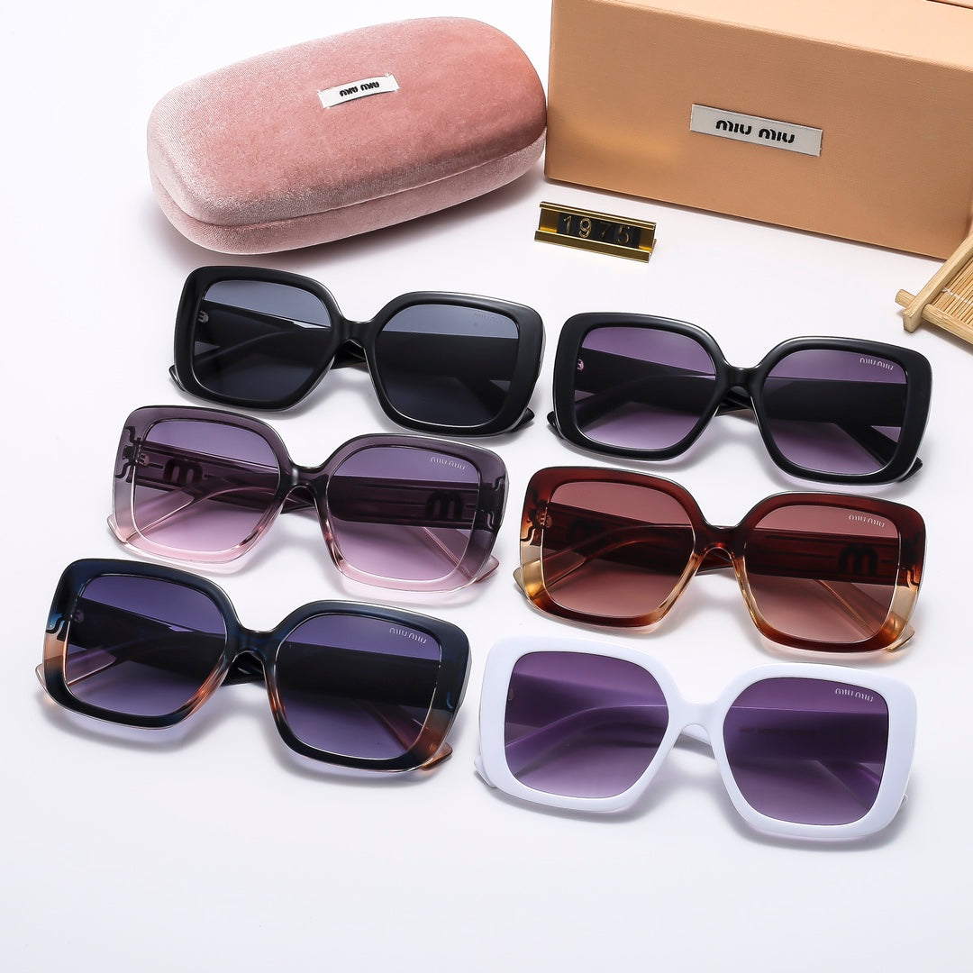 6 Colors Stylish Square Solid Color Sunglasses — 1975