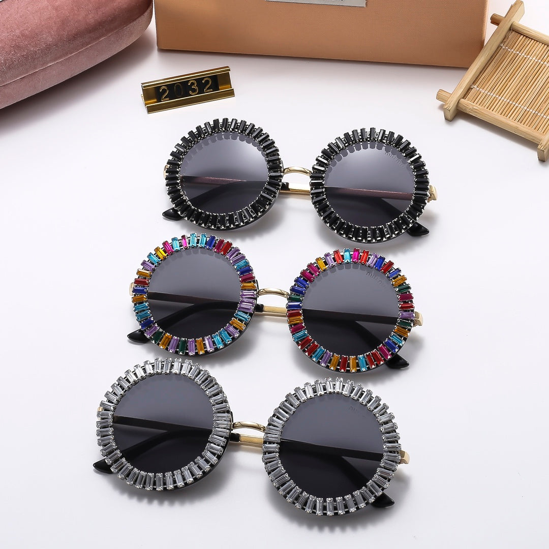 3 Colors Stylish Round Sunglasses with Crystal Decoration — 2188