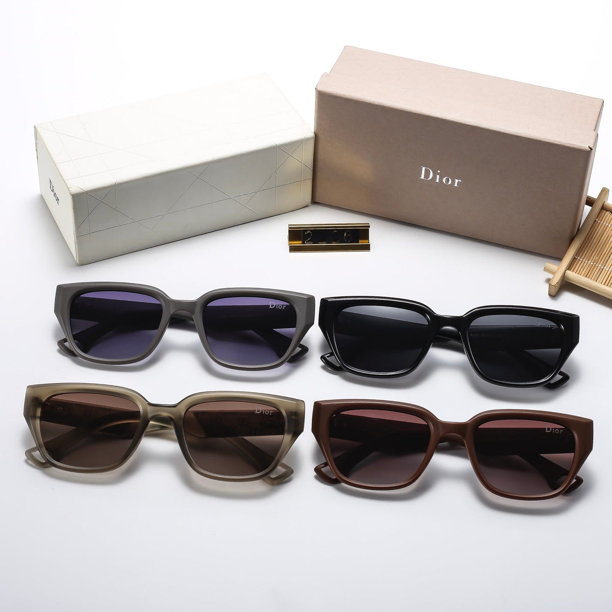 4 Colors Stylish Patterned Sunglasses — 2226