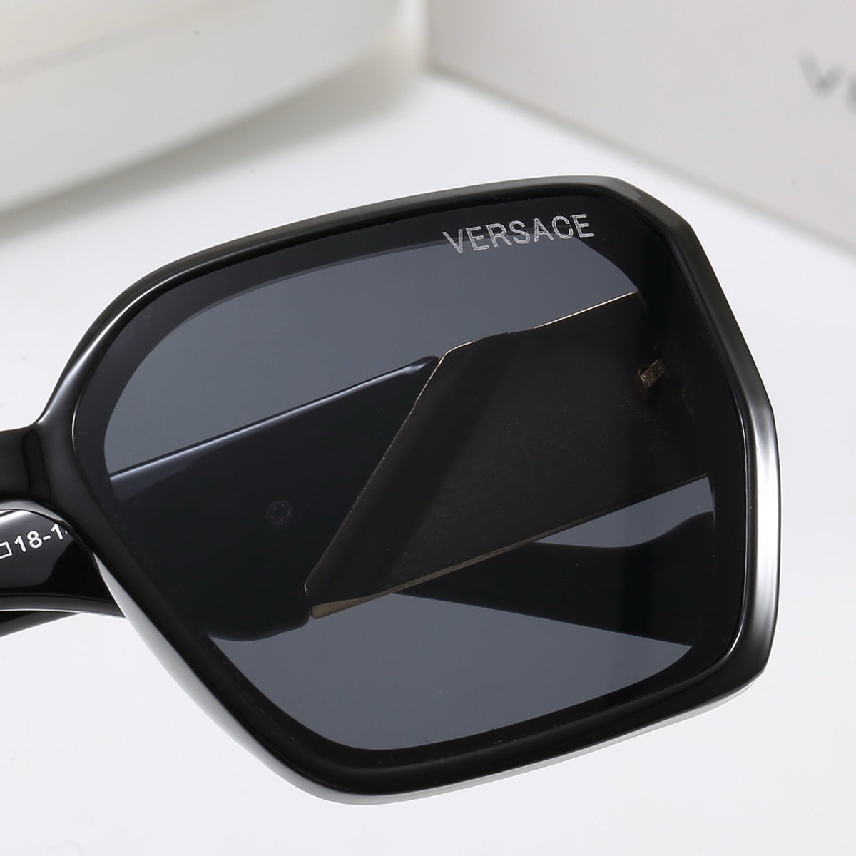 Exquisite Versace 6-Color Sunglasses 4404