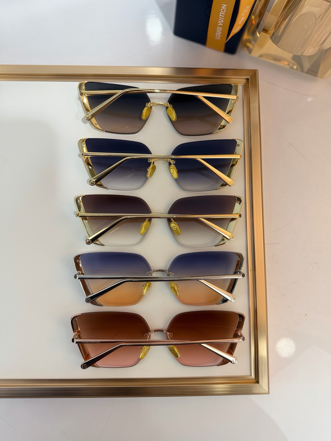High-quality 5-color stylish square sunglasses