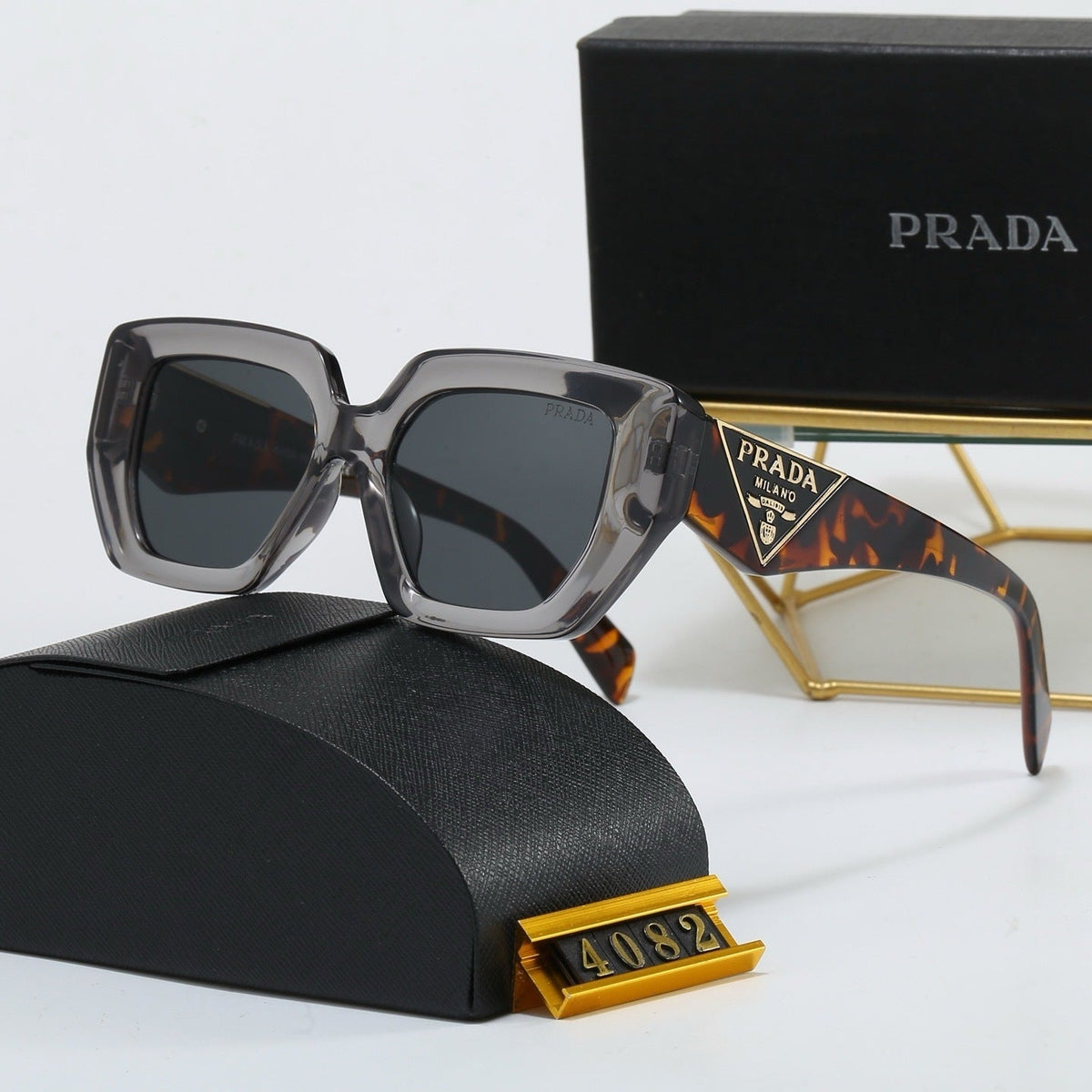 4 Colors Fashion Sunglasses—4082