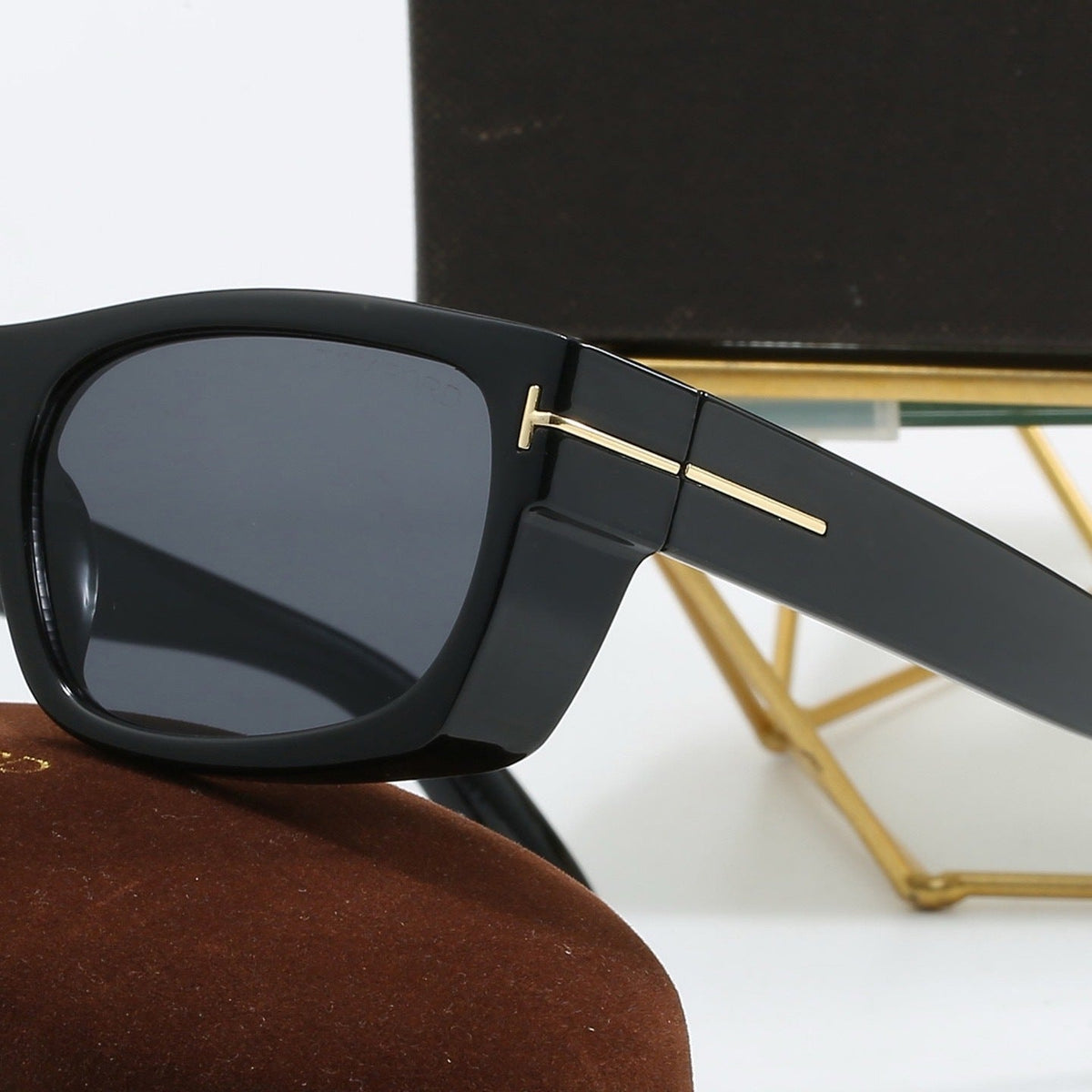 4 Colors Fashion Sunglasses—4311