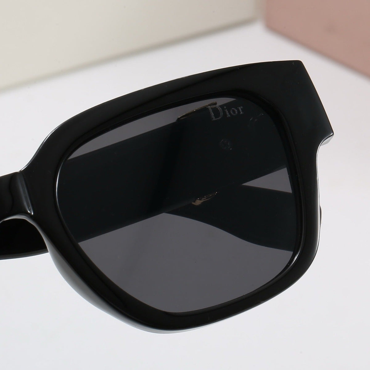 4 Colors Fashion Sunglasses—4274