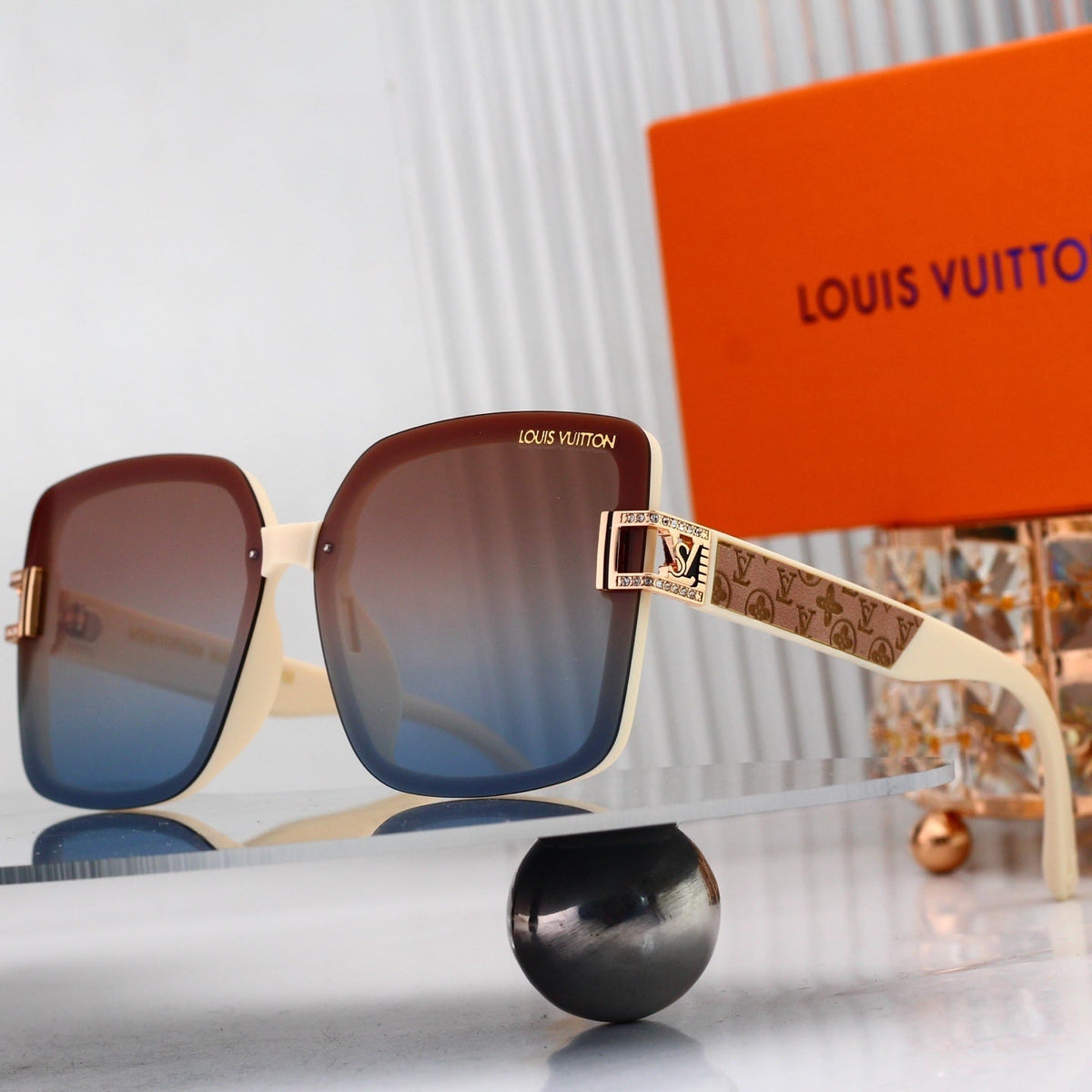 4 Colors Fashion Sunglasses—0918