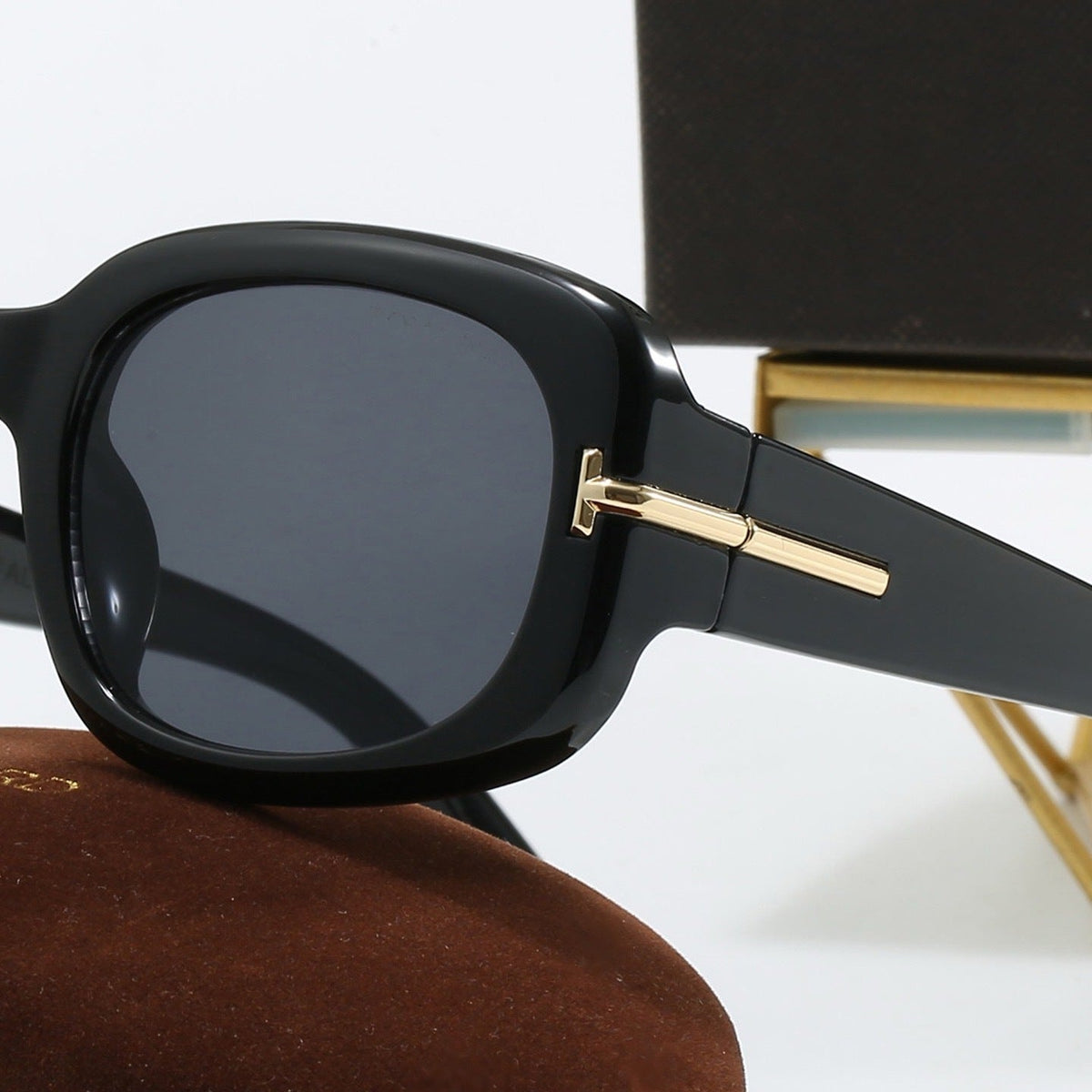 4 Colors Fashion Sunglasses—4312