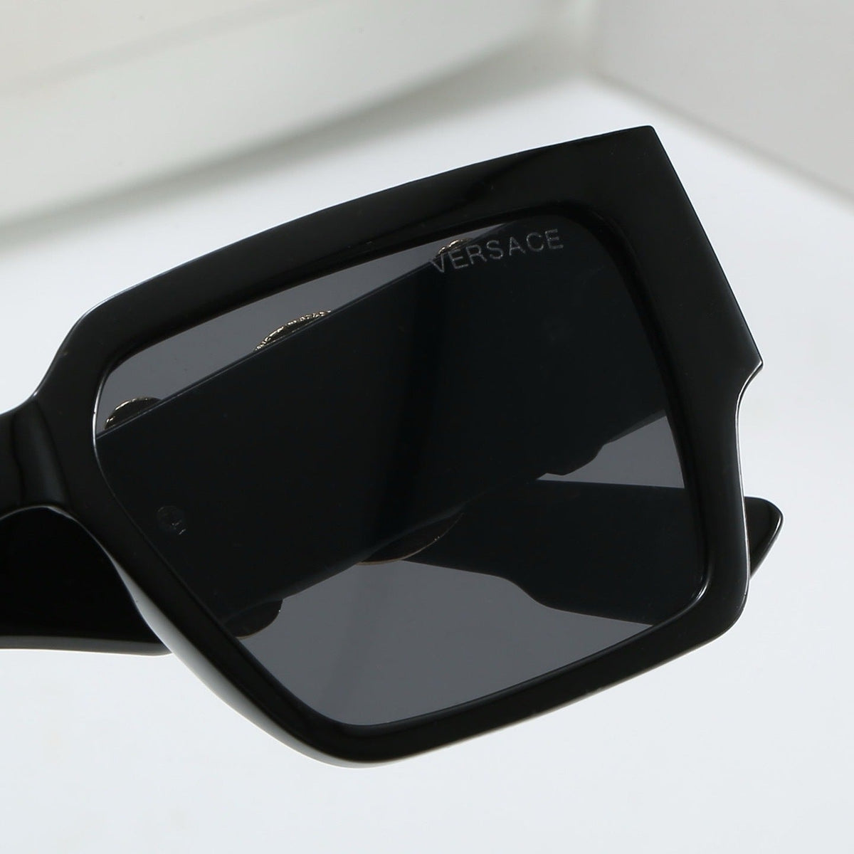 4 Colors Fashion Sunglasses—4273