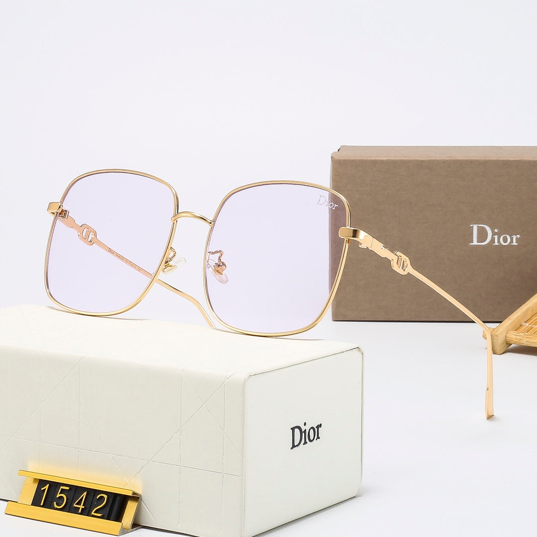 6 Colors  Stylish Square-Frame Sunglasses — 1542