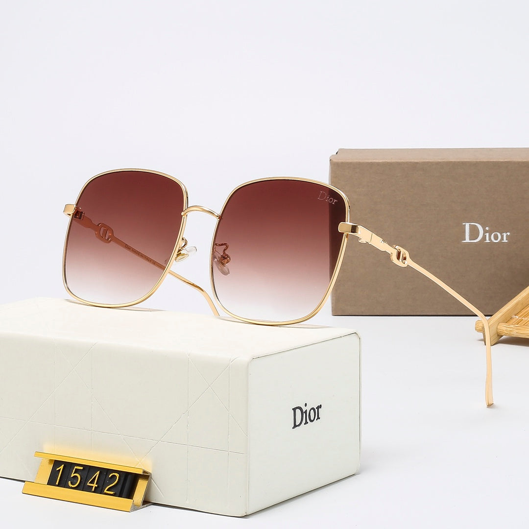 6 Colors  Stylish Square-Frame Sunglasses — 1542