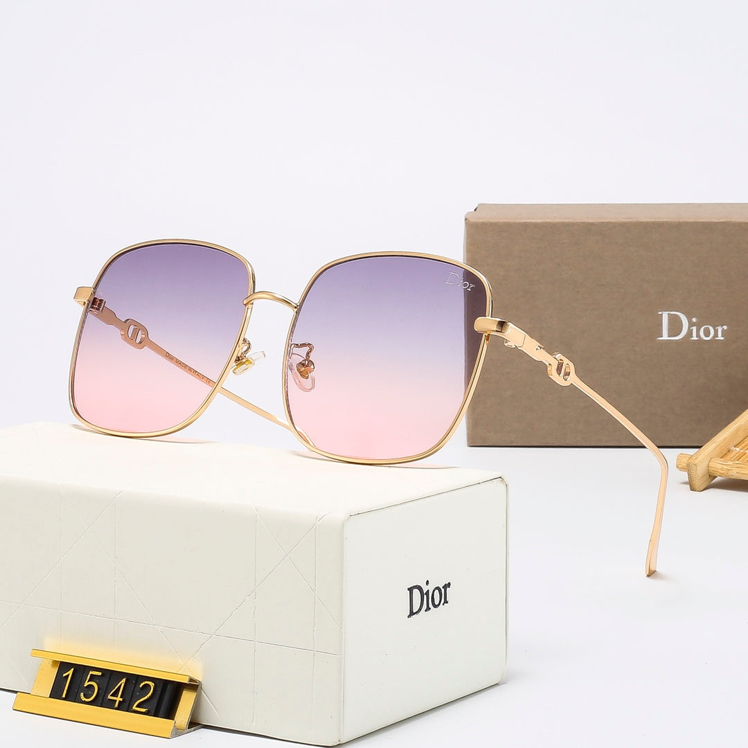 6 Colors  Stylish Square-Frame Sunglasses — 1542