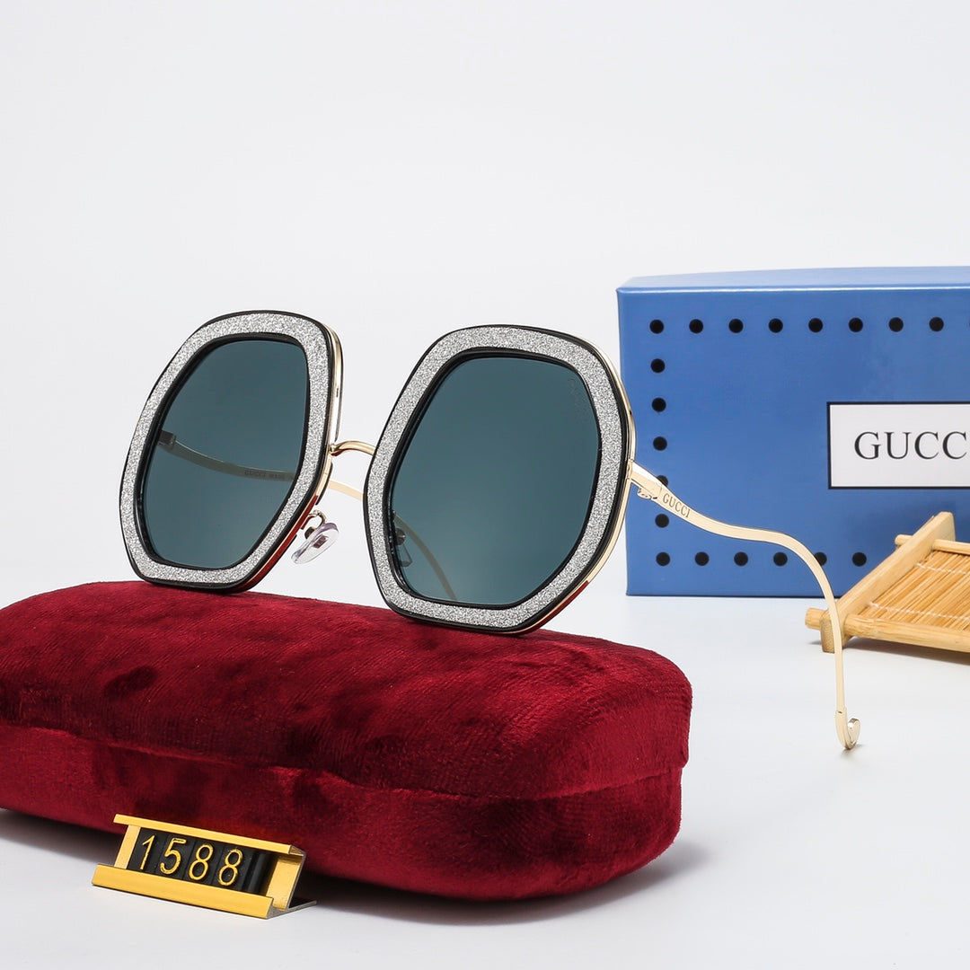 7-Color Stylish Frosted Frame Sunglasses - 1588
