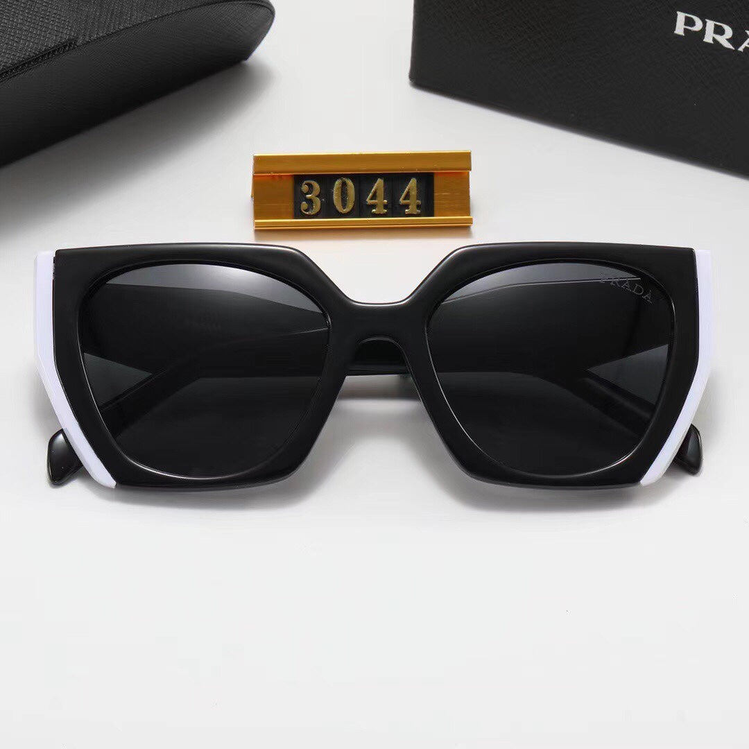 4 Colors Fashion Sunglasses—3044