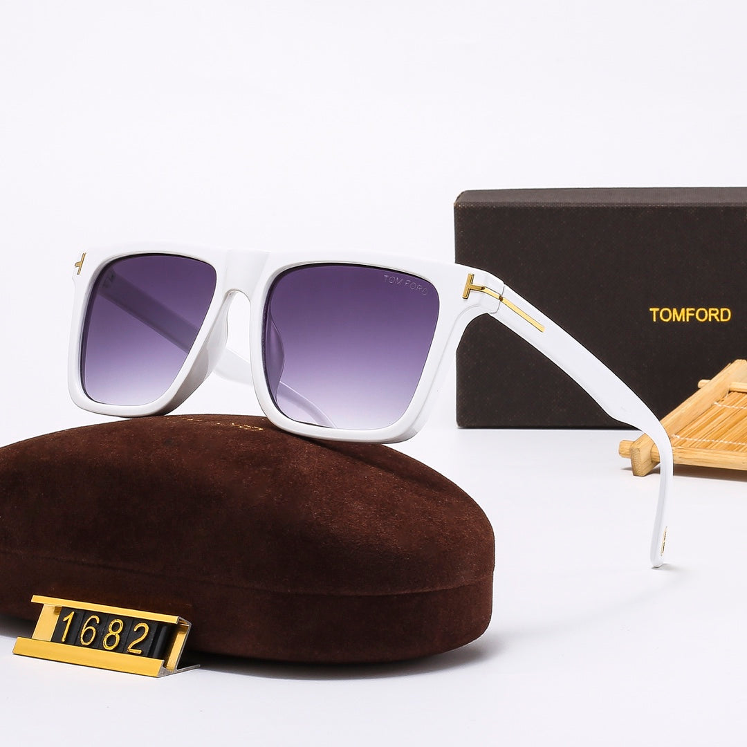 9 Colors Fashion Square Sunglasses 1682