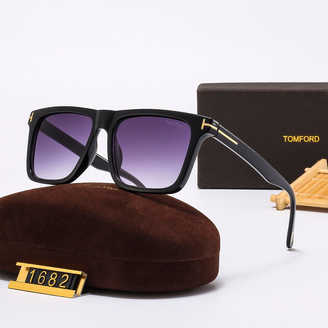 9 Colors Fashion Square Sunglasses 1682