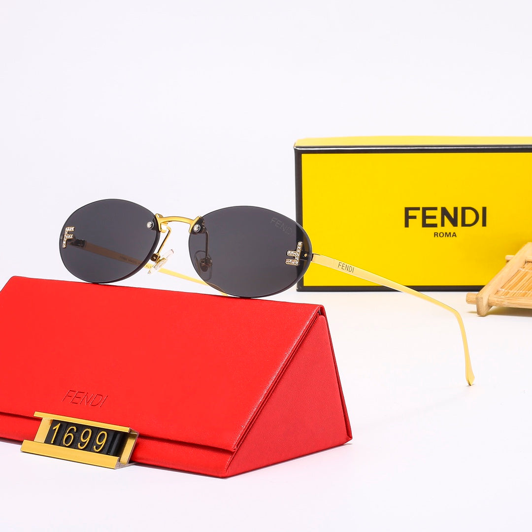 6 Colors Fashion Sunglasses—1699