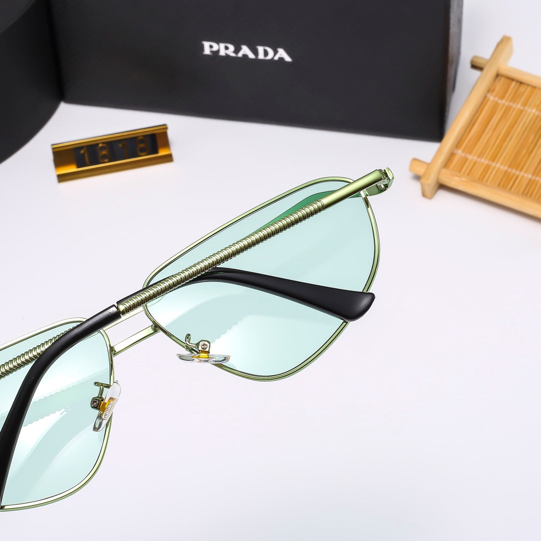 6 Colors Fashion Sunglasses—1818