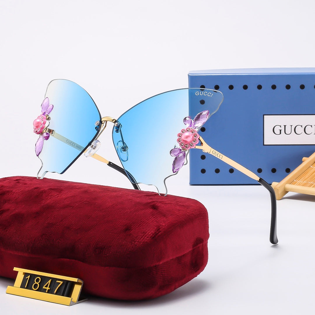 7-Color Stylish Butterfly Lens Sunglasses—1847