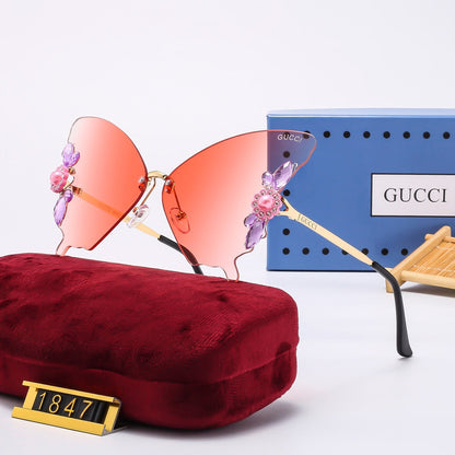 7-Color Stylish Butterfly Lens Sunglasses—1847