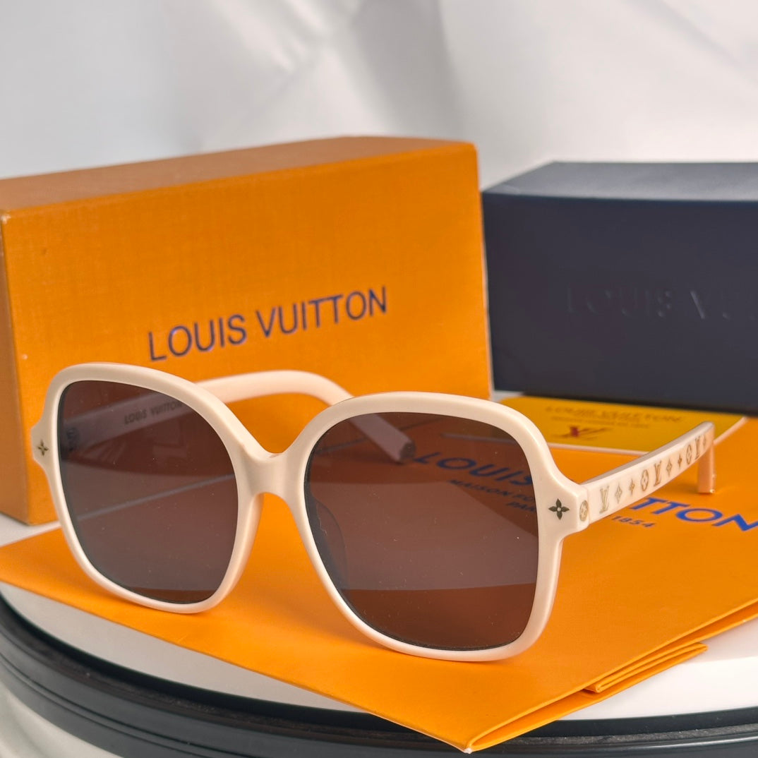 High-quality 7-color stylish square sunglasses