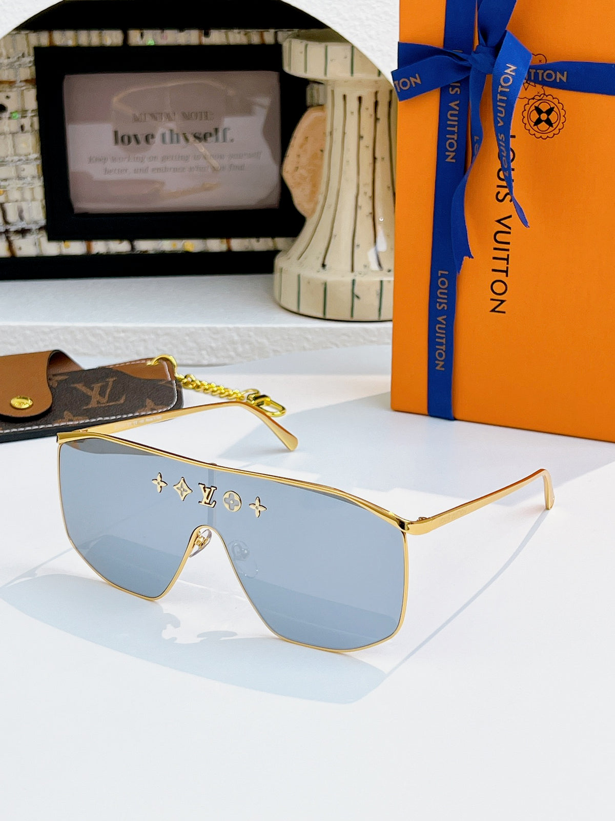 High-quality 6-color stylish frameless sunglasses