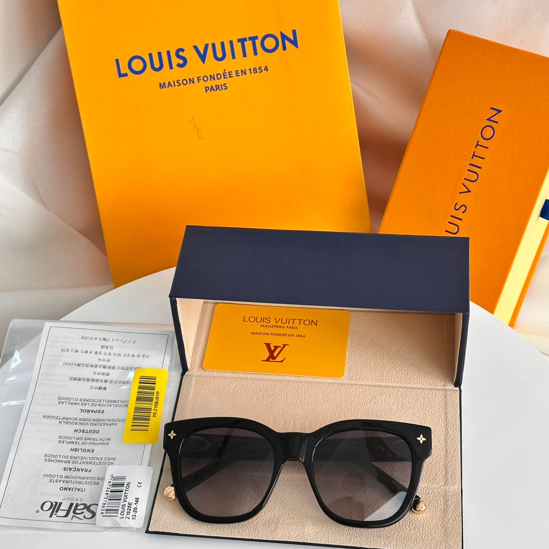 High-quality 4-color stylish square sunglasses