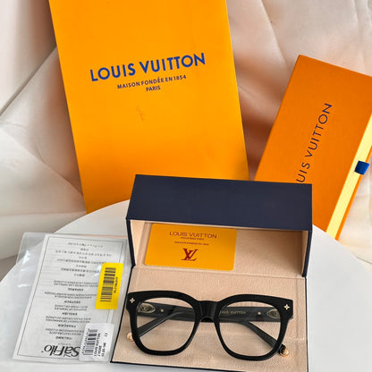 High-quality 4-color stylish square sunglasses