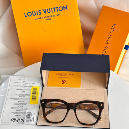 High-quality 4-color stylish square sunglasses