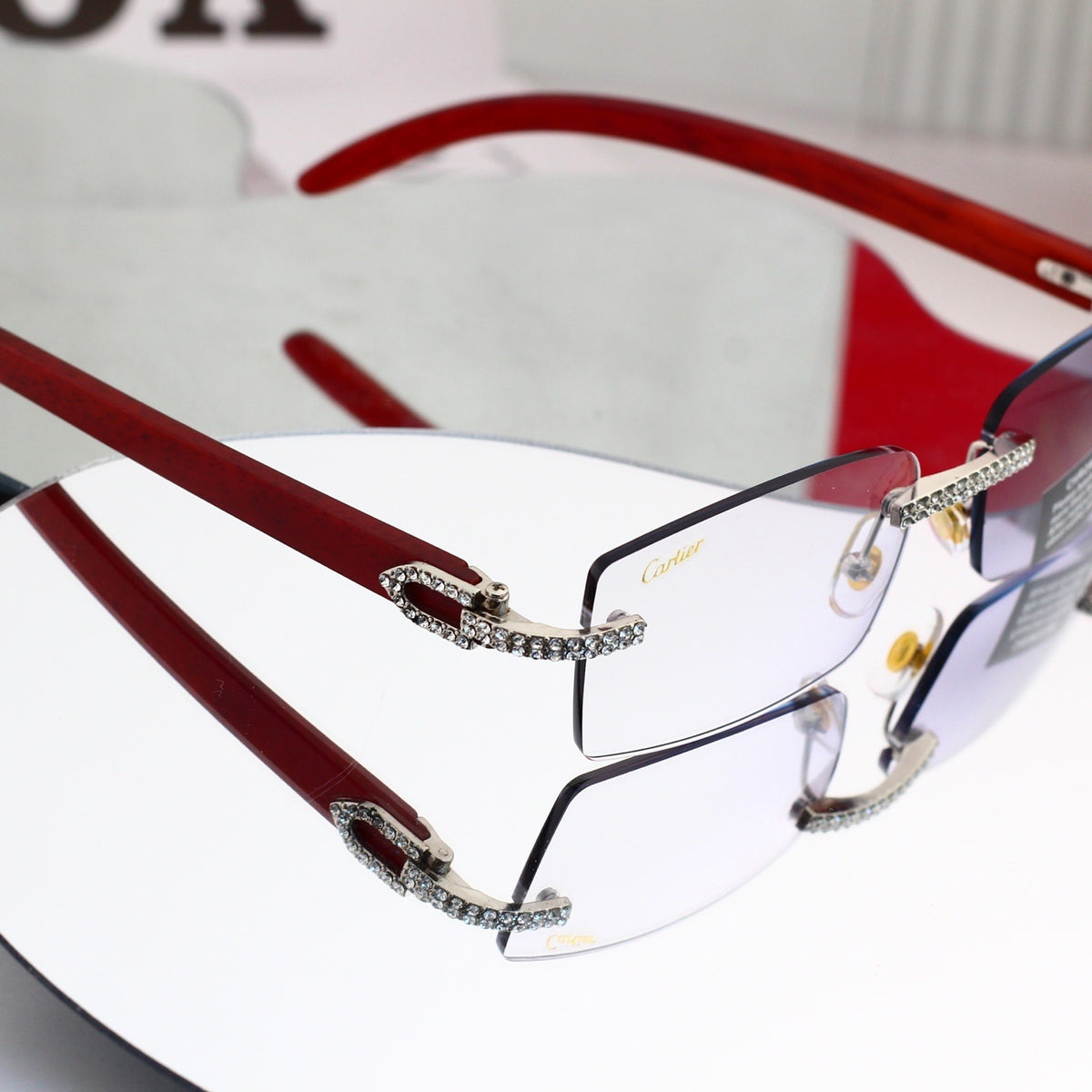 3 Colors Fashion Sunglasses—8040