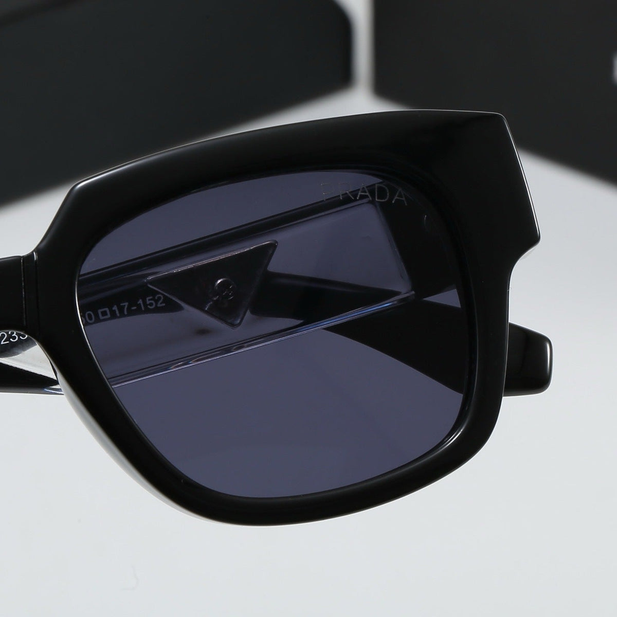 5 Colors Fashion Sunglasses—4066