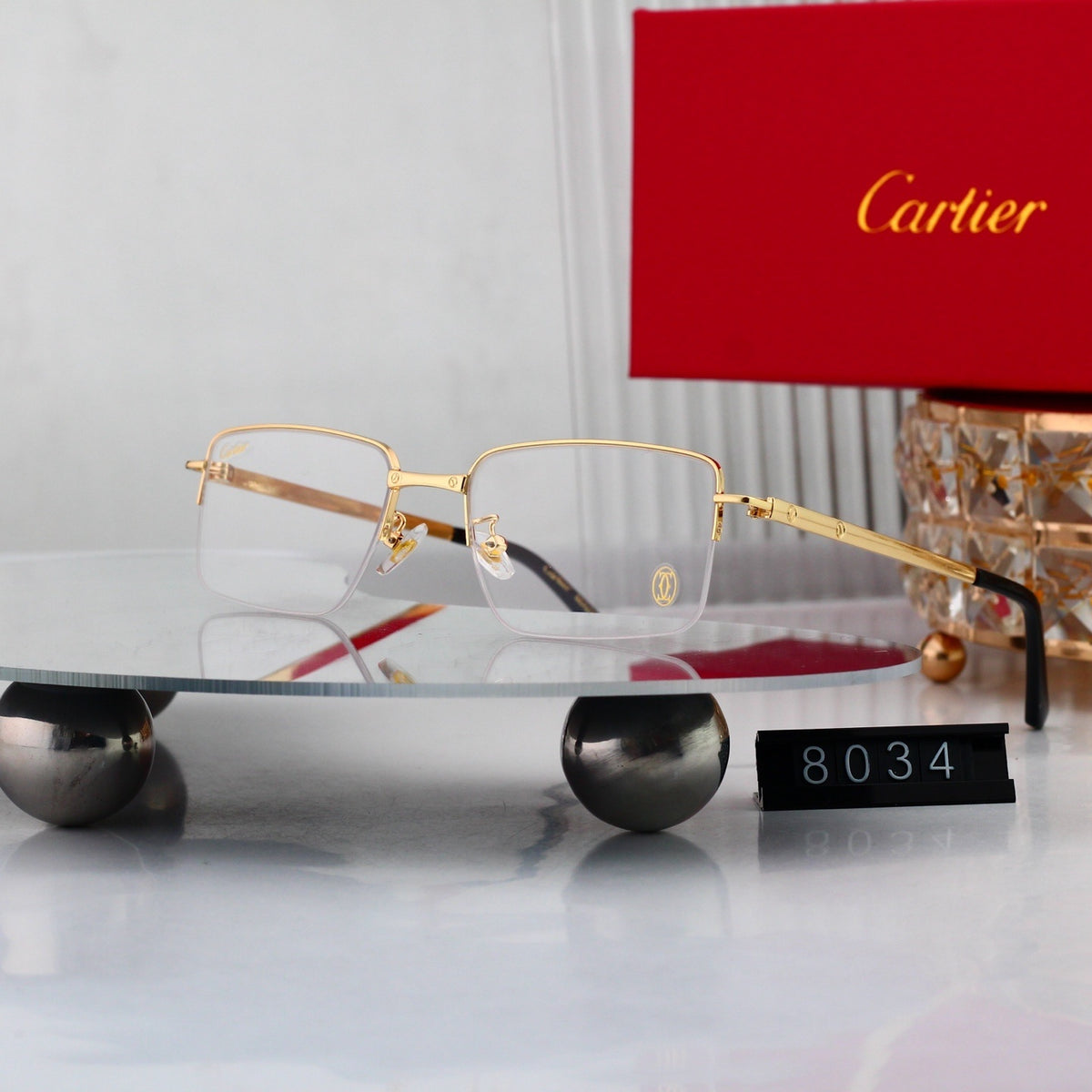 Premium Photochromic Sunglasses – Light-Adaptive Lenses—8016