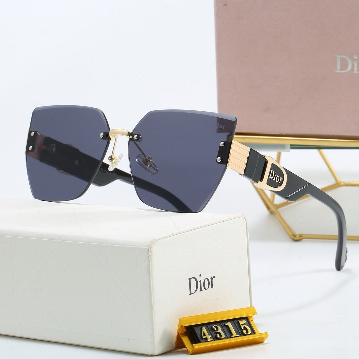 4 Colors Fashion Sunglasses—4315