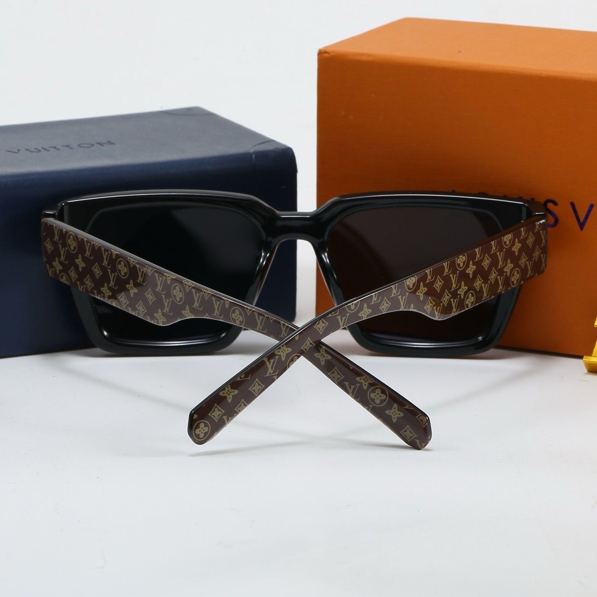 5 Colors Fashion Sunglasses—4063