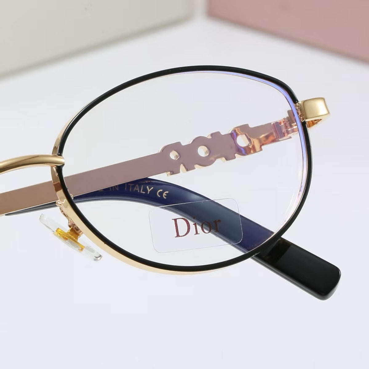 5 Colors Fashion Sunglasses—8283