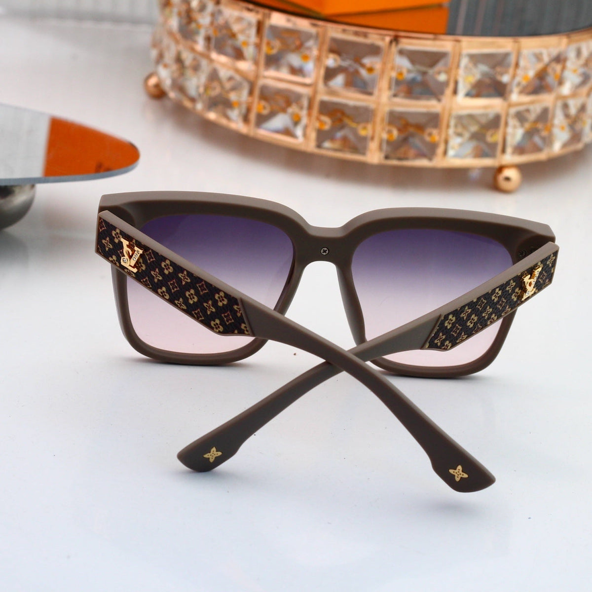 4 Colors Fashion Sunglasses—4037