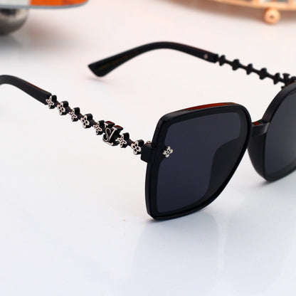 4 Colors Fashion Sunglasses—0924