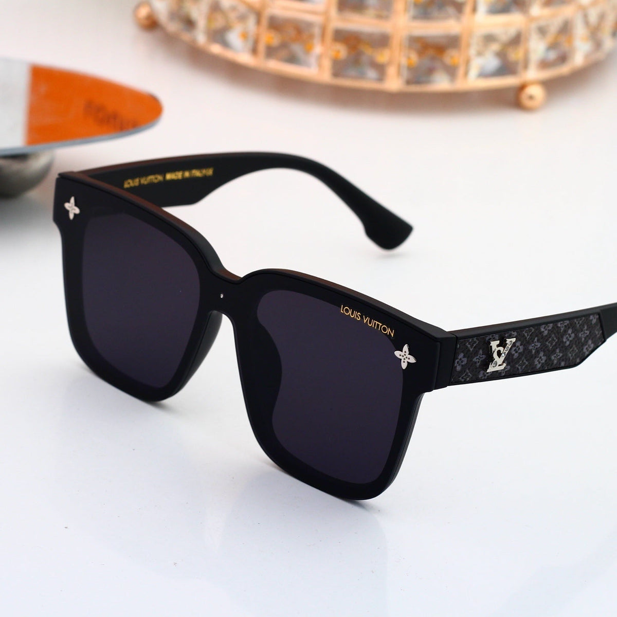 4 Colors Fashion Sunglasses—4037