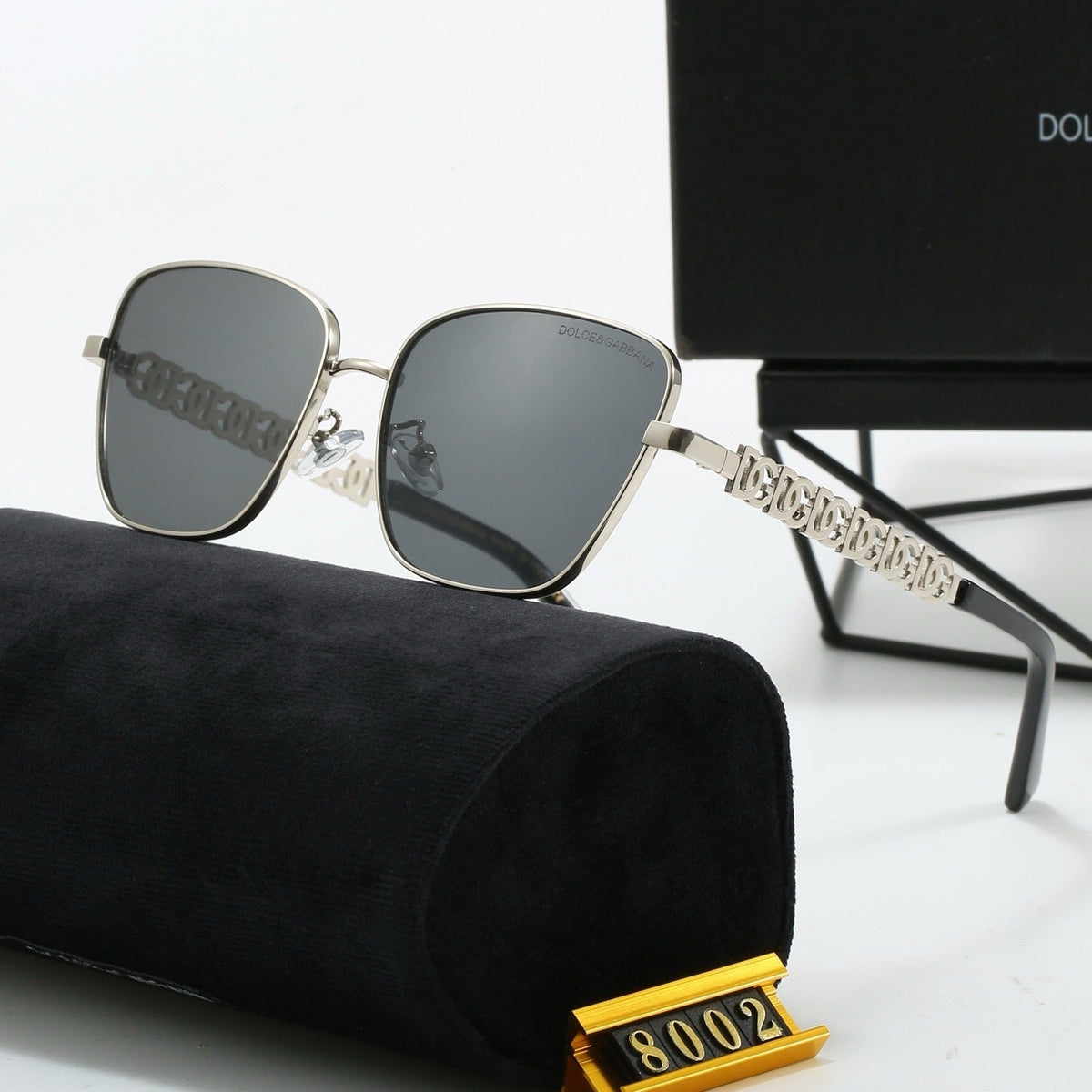 6 Colors Fashion Sunglasses—8002