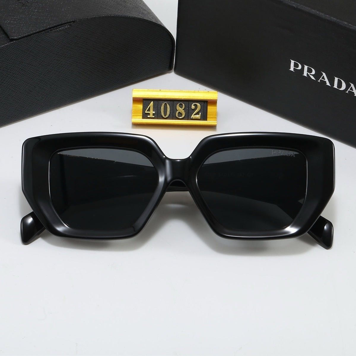 4 Colors Fashion Sunglasses—4082