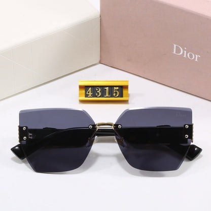 4 Colors Fashion Sunglasses—4315