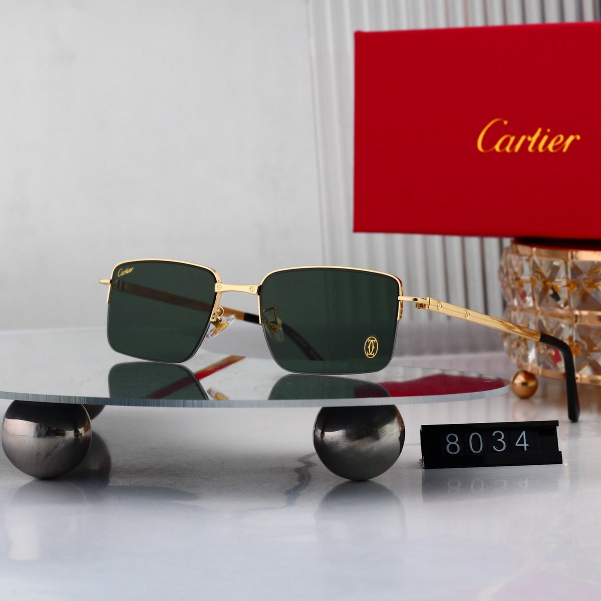 Premium Photochromic Sunglasses – Light-Adaptive Lenses—8016