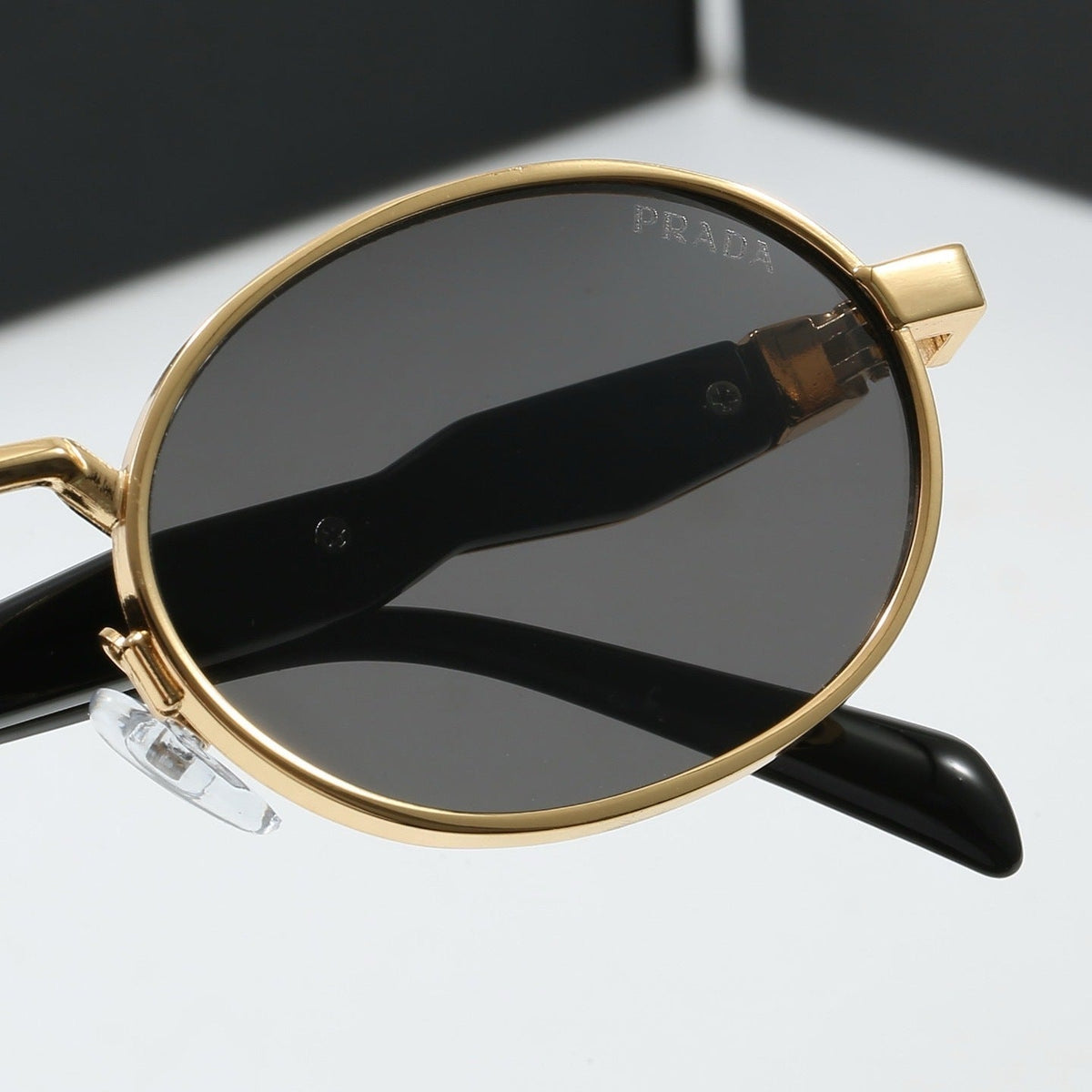 4 Colors Fashion Sunglasses—4288