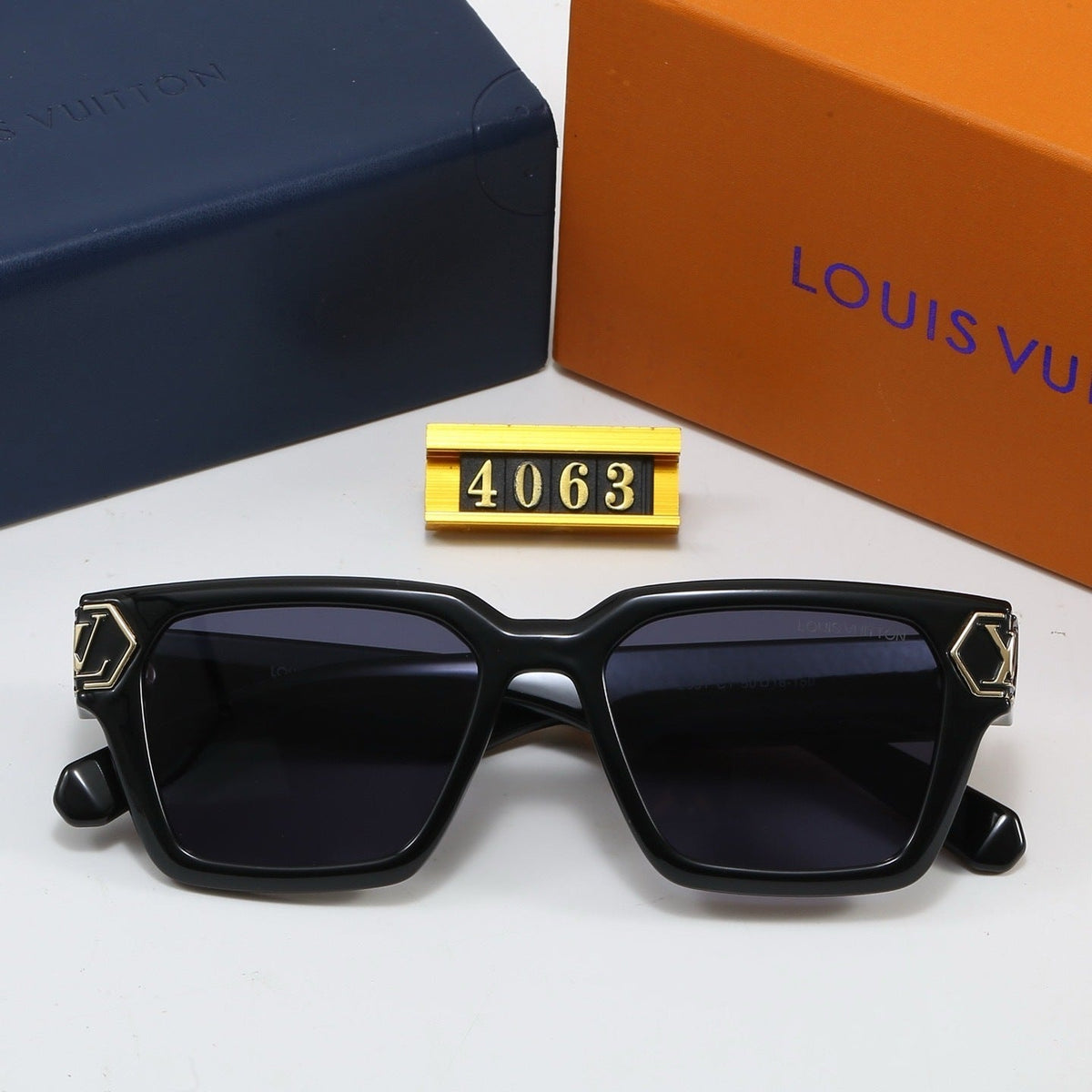 5 Colors Fashion Sunglasses—4063