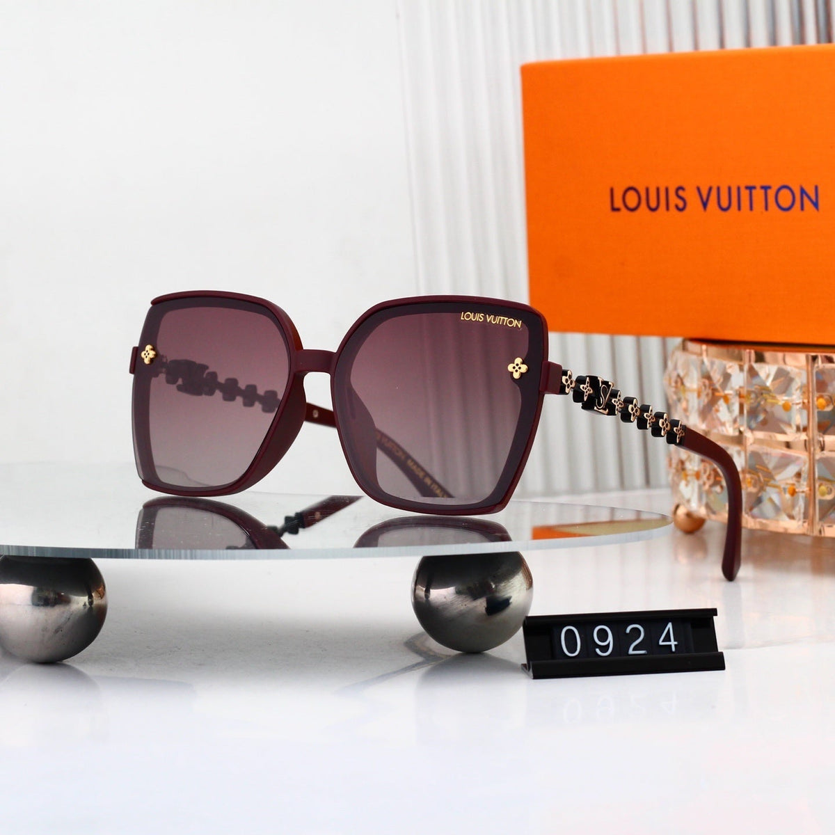 4 Colors Fashion Sunglasses—0924