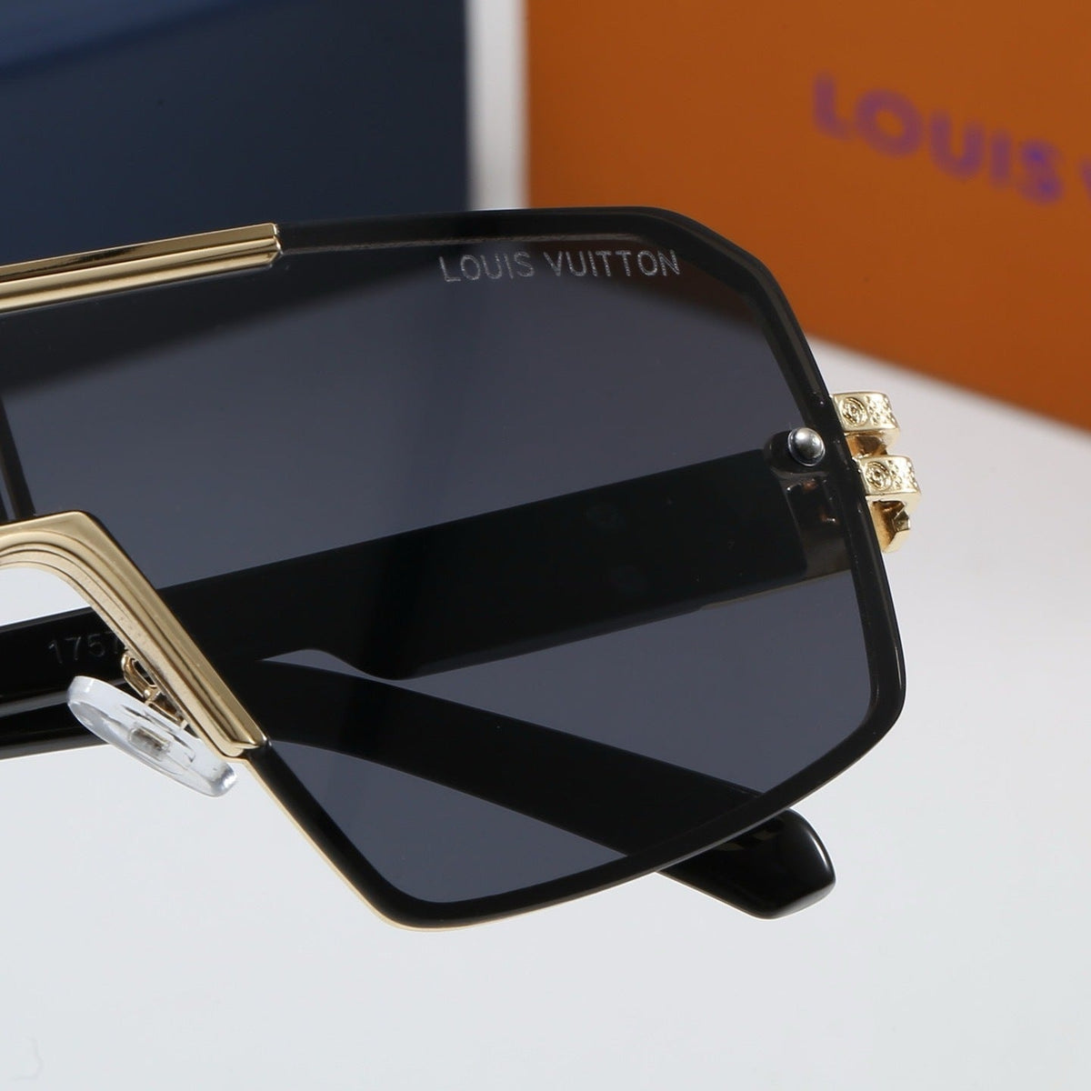 5 Colors Fashion Sunglasses—4062