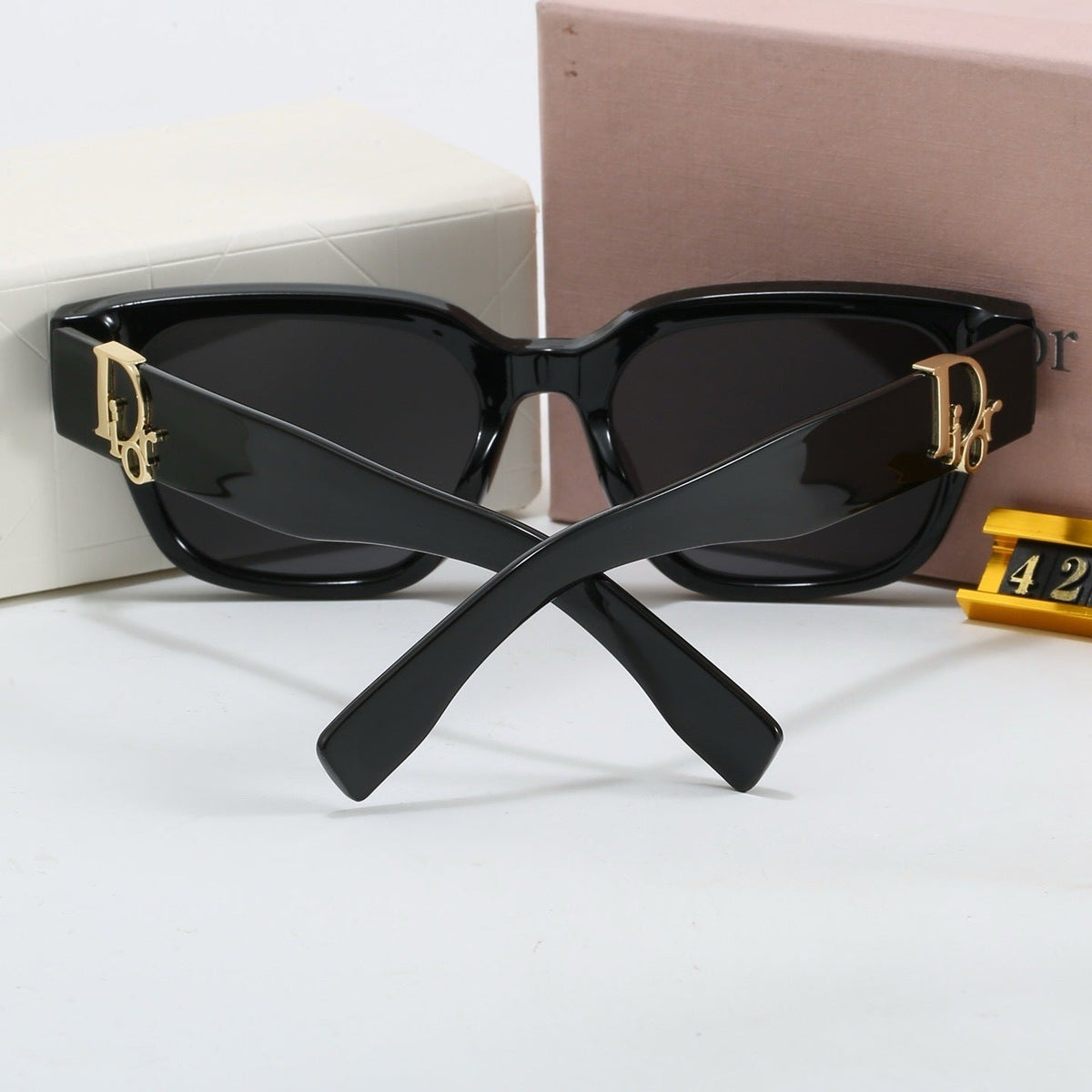 4 Colors Fashion Sunglasses—4274