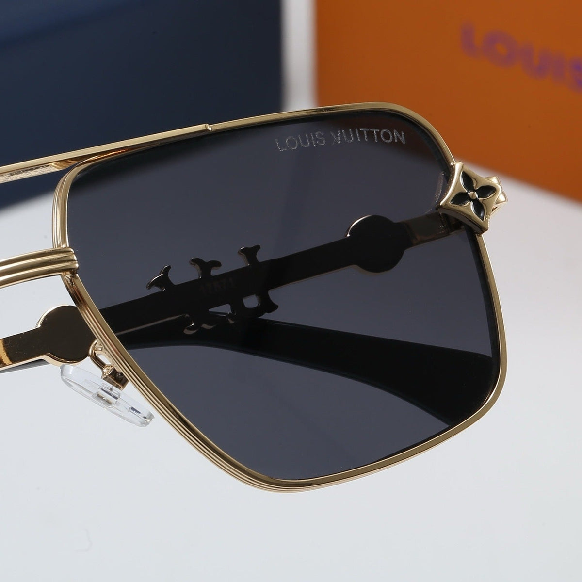 5 Colors Fashion Sunglasses—4070
