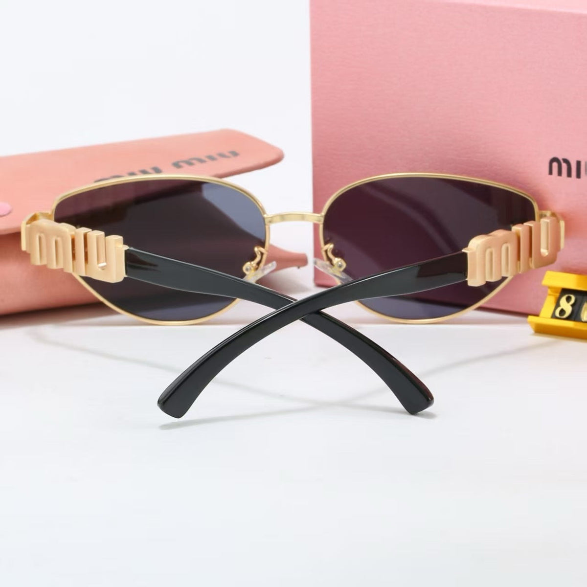 6 Colors Fashion Sunglasses—8008