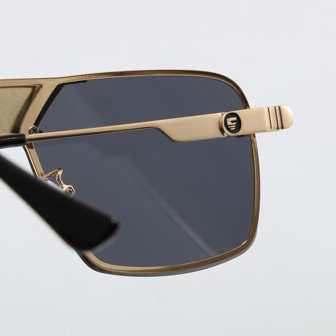 One-piece the most popular Sunglasses
