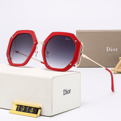 5 Colors  Stylish Square Sunglasses — 1914