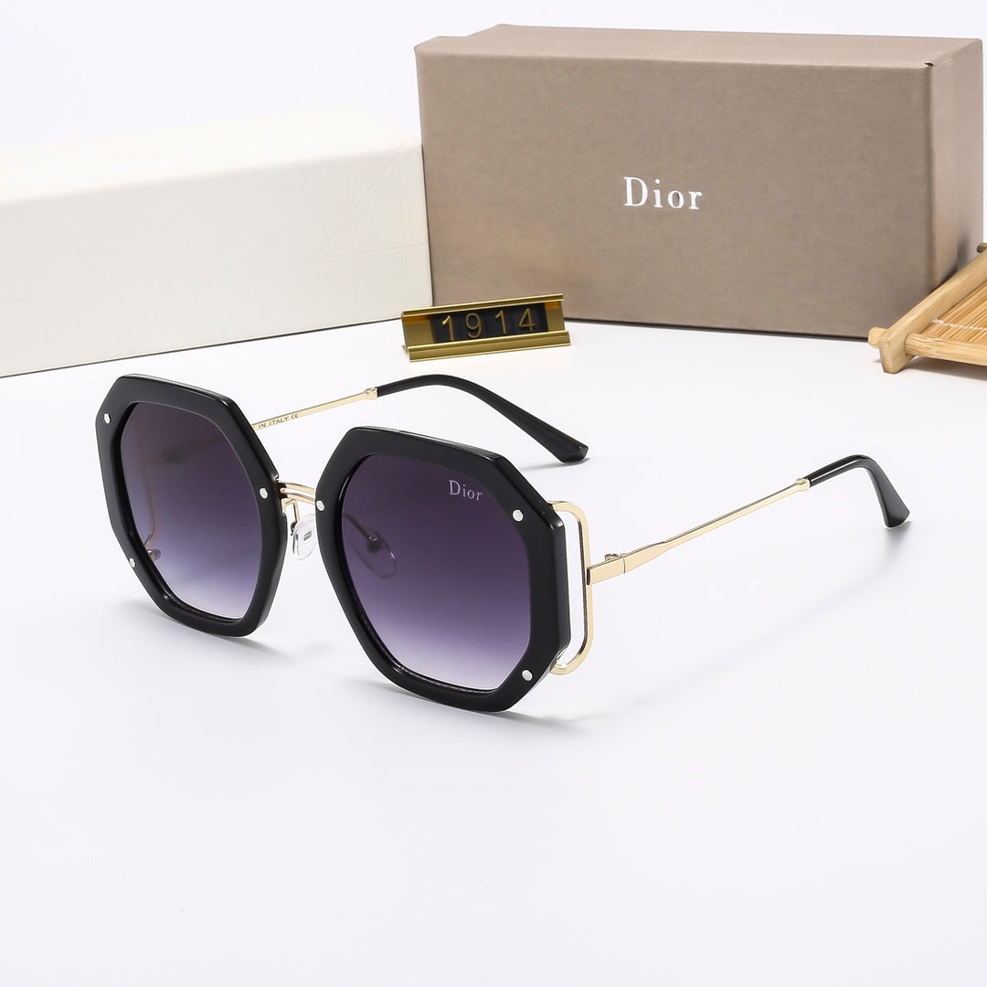 5 Colors  Stylish Square Sunglasses — 1914